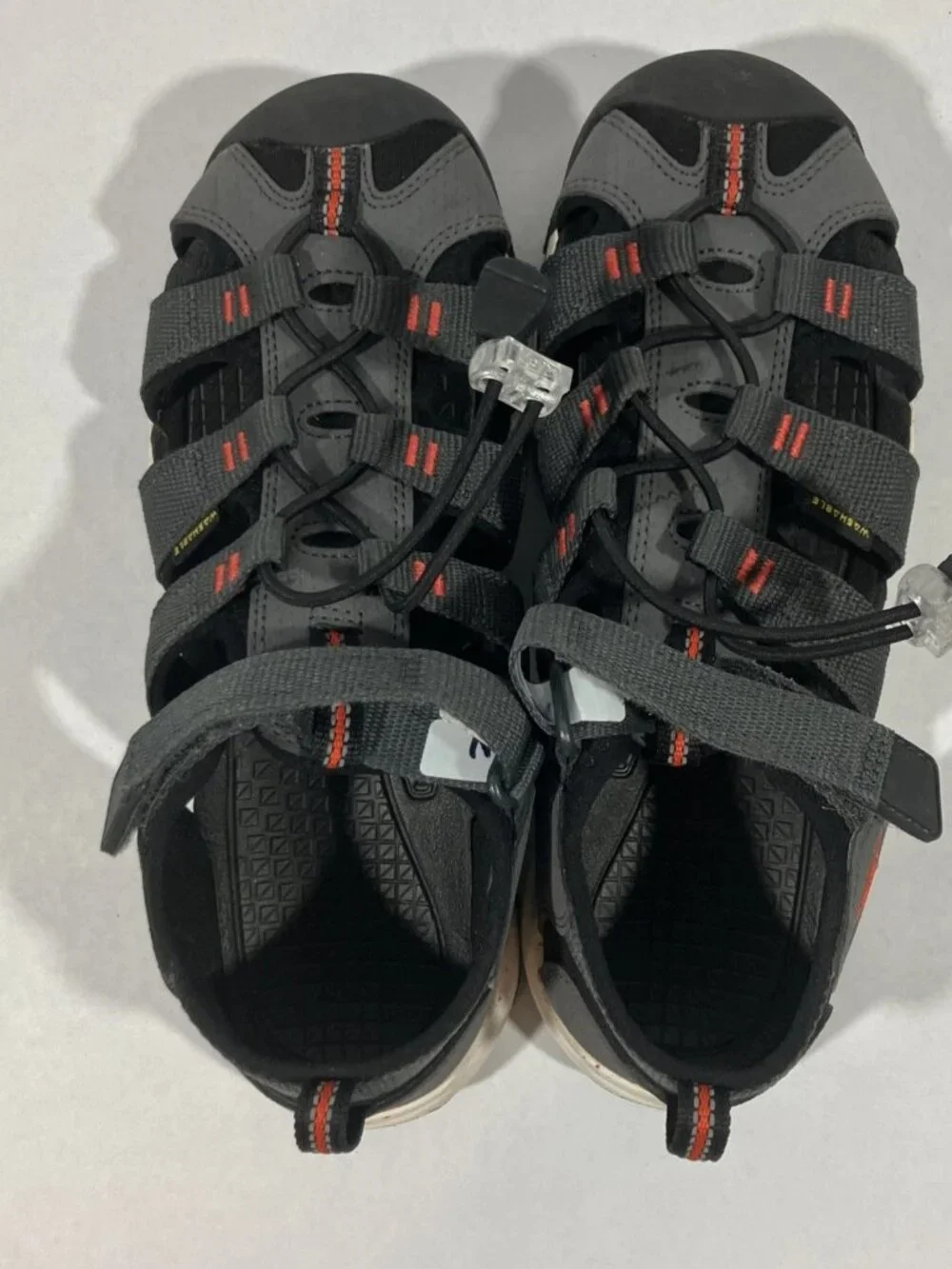 Keen Newport H2 Gray Red Size 4 Waterproof Closed Toe Sandals